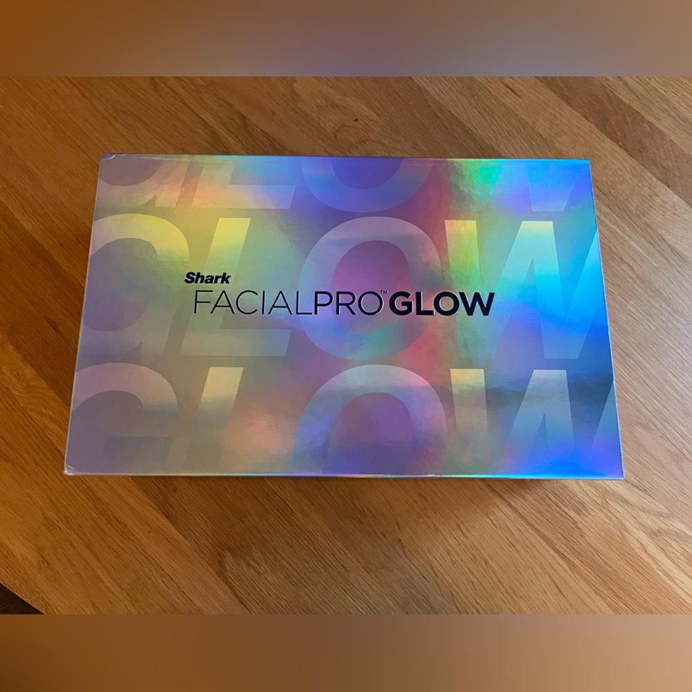 Shark Facial Pro Glow Device